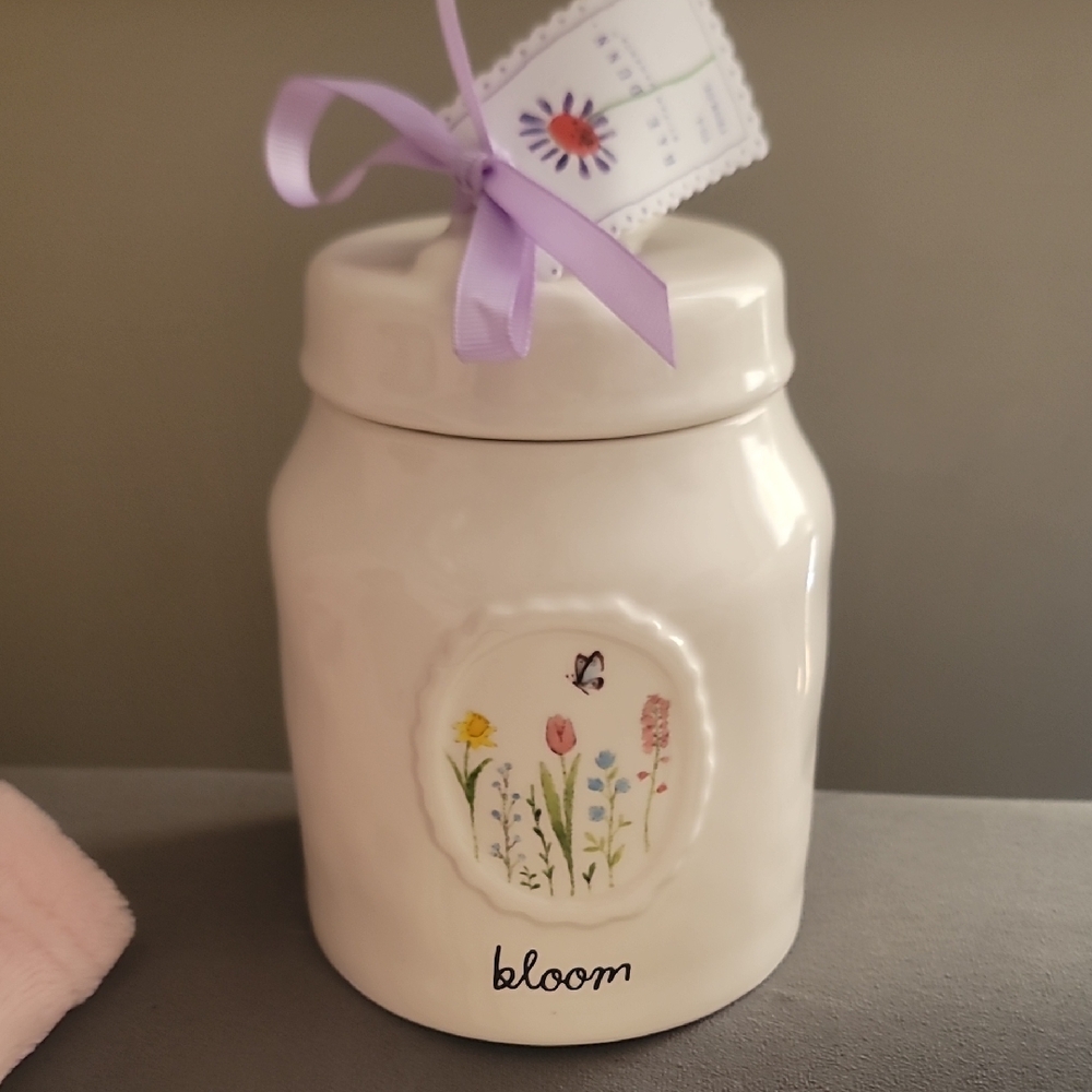Rae Dunn Bloom Canister